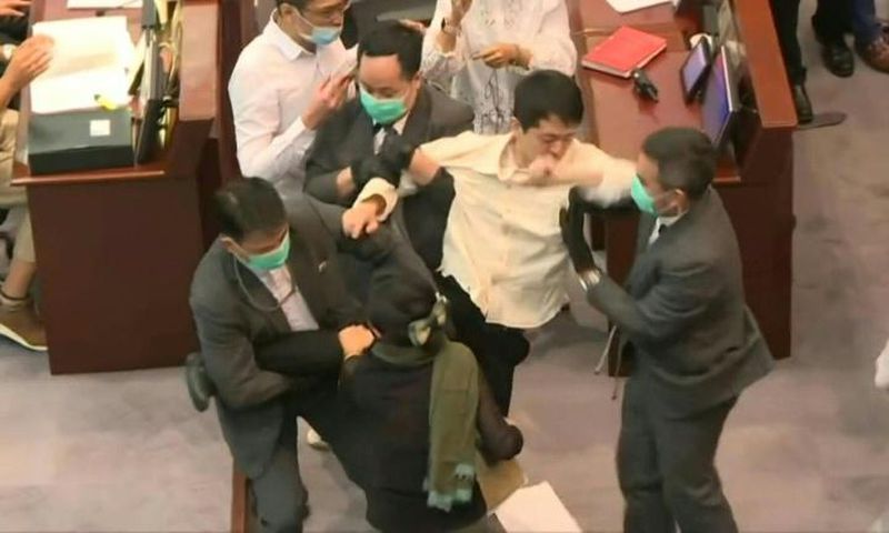 Anthem bill sparks new clashes in Hong Kong legislature