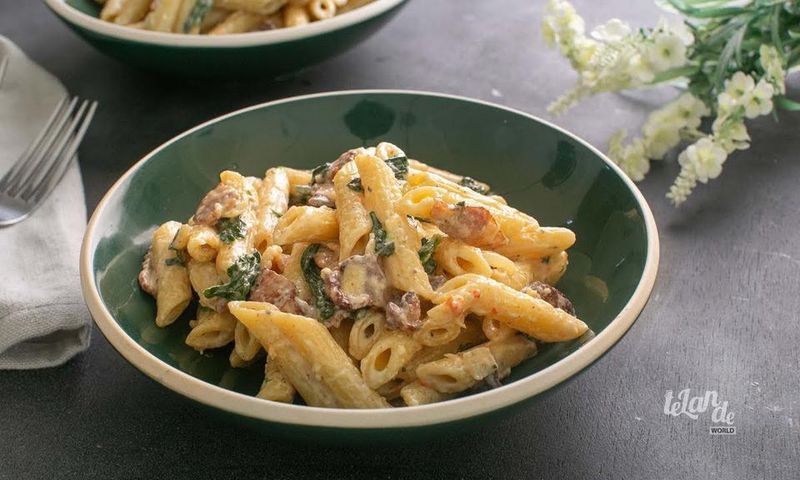 Spinach pasta