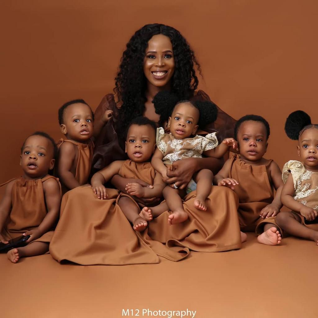 Photos of this woman and her adorable sextuplets ignites admiration galore