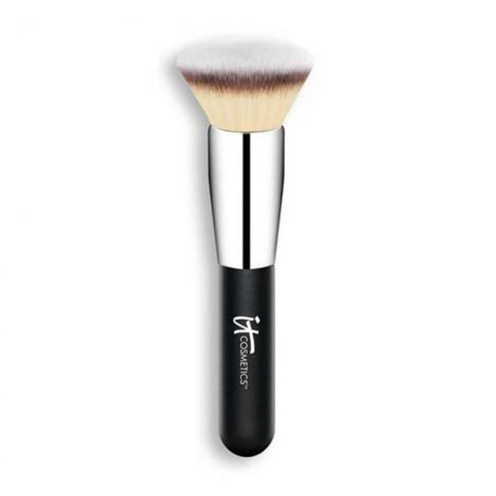 Foundation brush