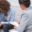 5 reasons why seeing a therapist works better than talking you a friend