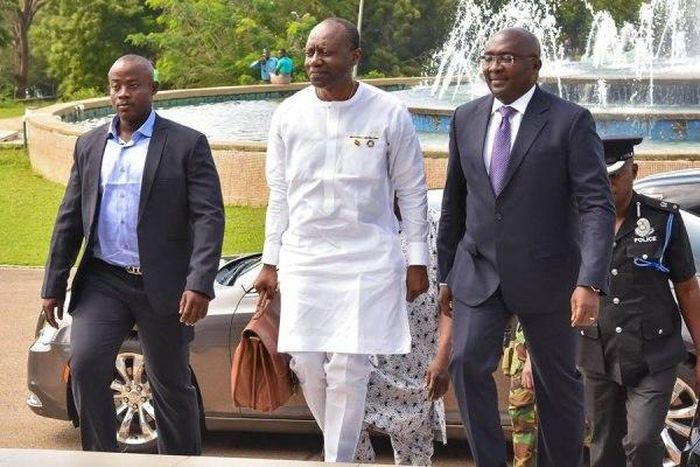 The Finance Minister; Ken Ofori-Atta and Vice President Dr Mahamudu Bawumia walking to the chamber