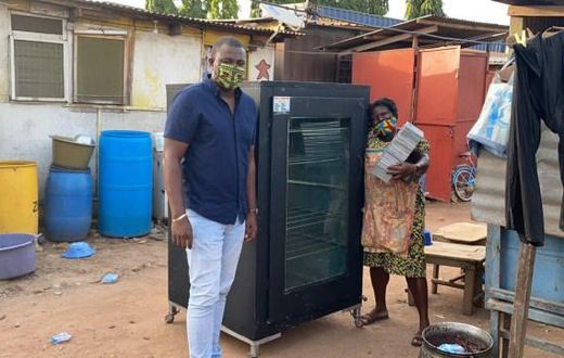 John Dumelo supports baker
