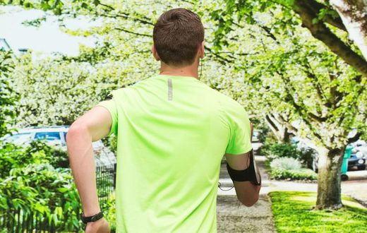 Watch This Guy Runs Full Marathon Around His House