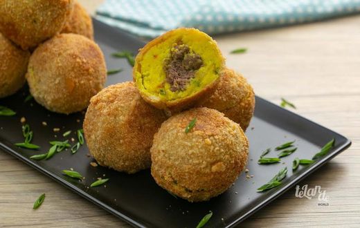 How to make simple potato stuffed balls