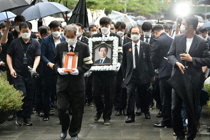 Despite the controversy over his death, the Seoul City government organised a five-day funeral for Park Won-soon
