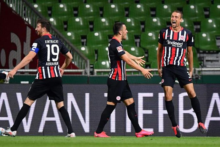 Stefan Ilsanker's double for Eintracht Frankfurt sank Werder Bremen further into the relegation mire