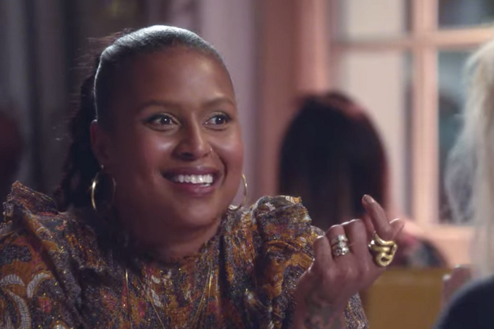 Why 'Dating Around' Stars Wear the  Same Outfit