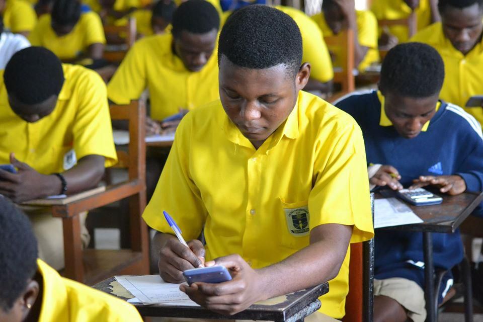Coronavirus: President Akufo-Addo reopens schools for final year JHS, SHS and university students