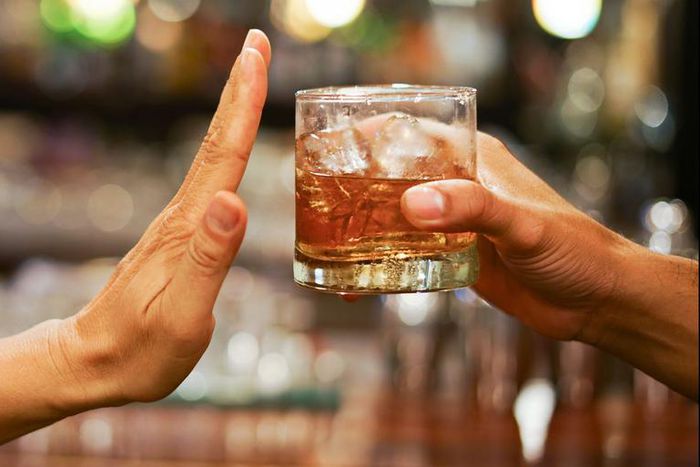 Can You Drink Alcohol While Intermittent Fasting?