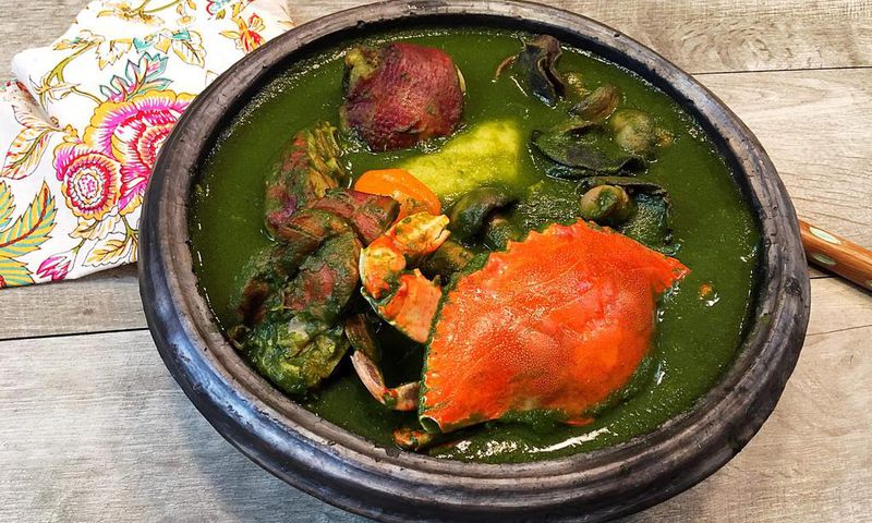 How to make Ebunuebunu (Cocoyam leaves soup)