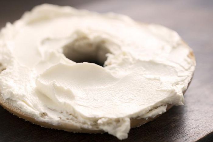 Dr. Pimple Popper Pops a 'Cream Cheese' Cyst