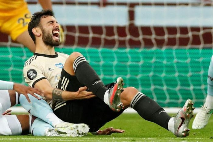 Manchester United midfielder Bruno Fernandes wins a penalty during the Premier League match against Aston Villa