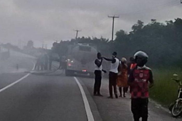 Central Region: ‘Timely’ Fire Service save burning petro tanker from exploding