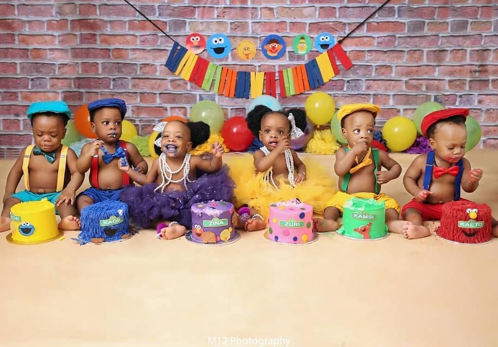 Photos of this woman and her adorable sextuplets ignites admiration galore