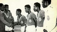 Dr Kwame Nkrumah exchaning pleasantries with the Black Stars of 1963