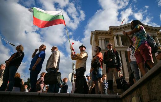 Thousands of Bulgarians gathered for a sixth consecutive evening to chant "Resign!" outside the government headquarters in Sofia
