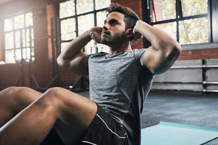 This Guy Tried to Do 1,000 Situps in an Hour