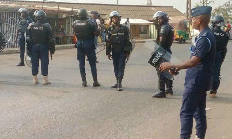 COVID-19: Police Administration orders 8,000 frontline officers to self-quarantine