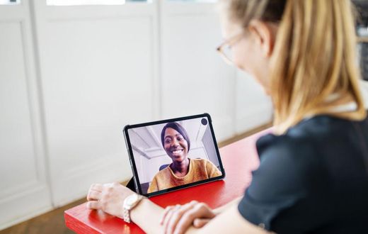 How To Keep Your Long-Distance Friendship Alive