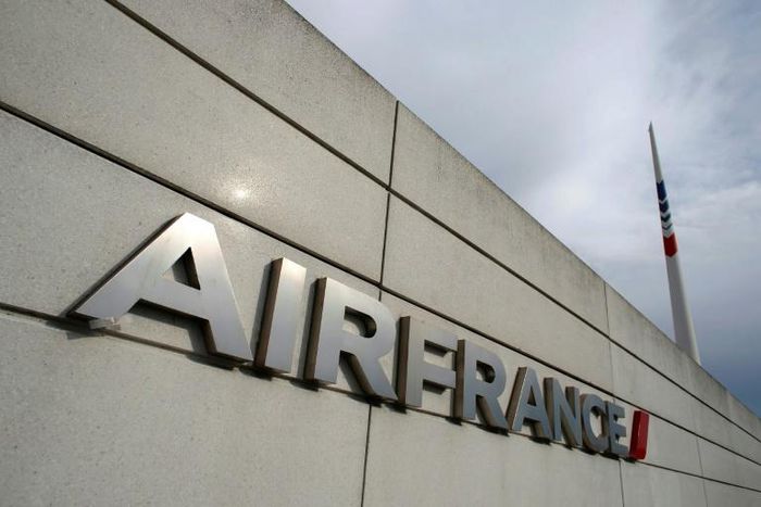 For Air France, a 7 billion euro ($7.5 billion) package is planned, made up of 4 billion euros in bank loans guaranteed by the state and a 3 billion euro loan direct from the state