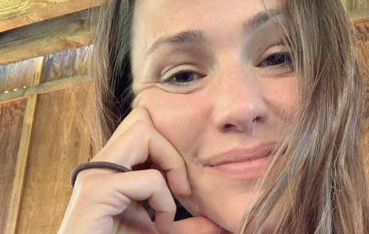 Jennifer Garner's Anti-Aging Skincare Routine