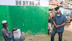 Mahama presents food to households