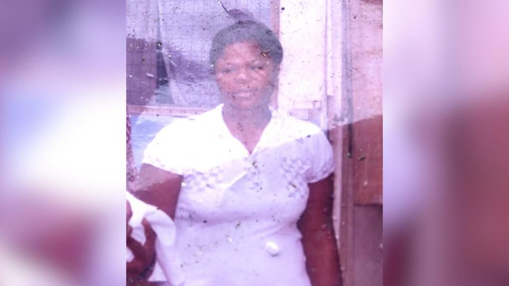 Woman with breast cancer faces eviction by landlord over stench