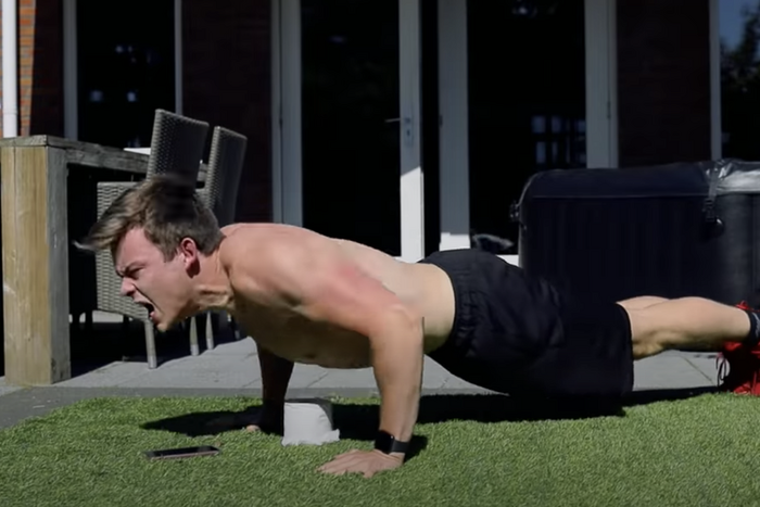 This 30-Second Pushup Challenge Keeps Going