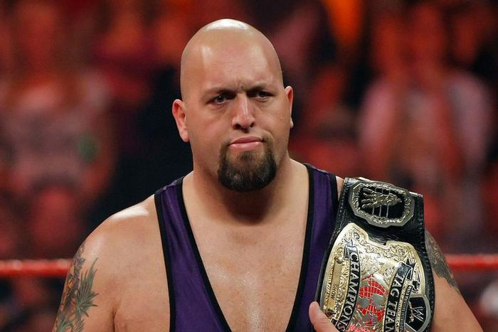 Big Show's Cable Fly Workout Routine Is Impressive