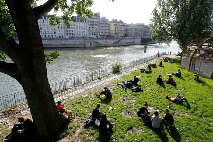 The French government has banned alcohol consumption alongside the Seine and the city's canals in a bid to dissuade merrymakers