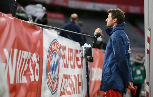 Bayern Munich's German forward Thomas Mueller expects plenty of passion in Tuesday's Bundesliga showdown at Dortmund.