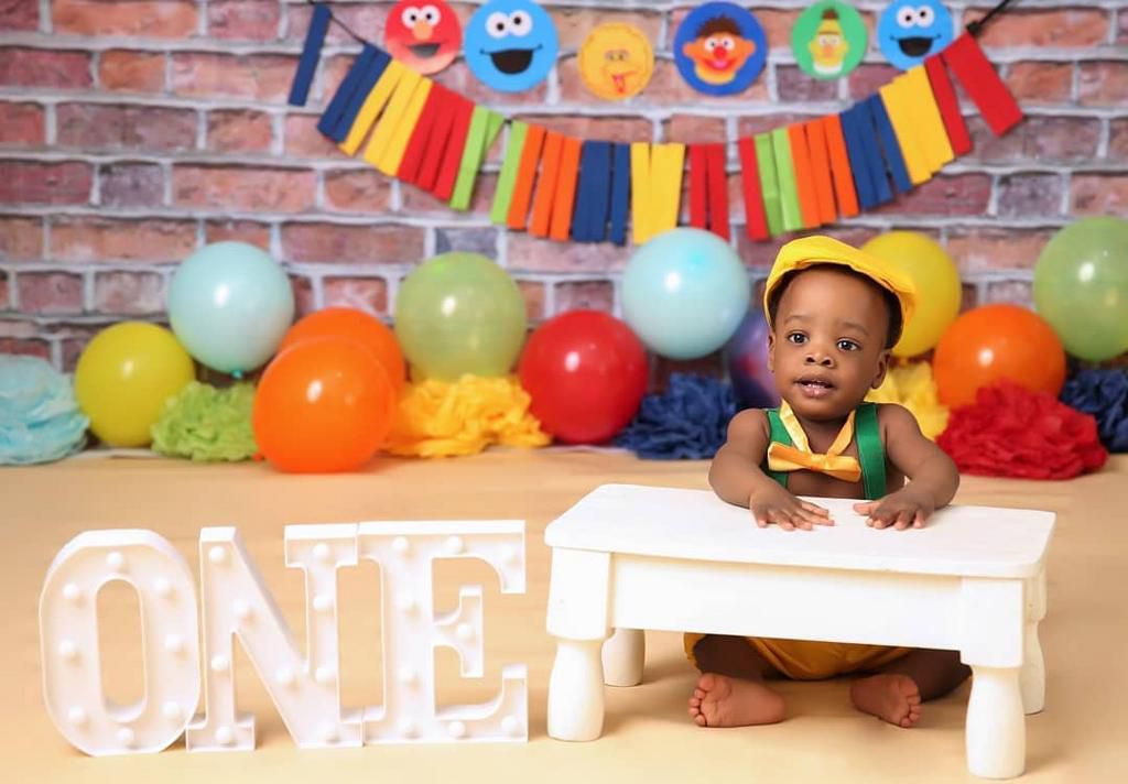 Photos of this woman and her adorable sextuplets ignites admiration galore