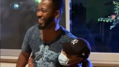 Yvonne Nelson goes down on her knees to kiss Adjetey Anang’s legs