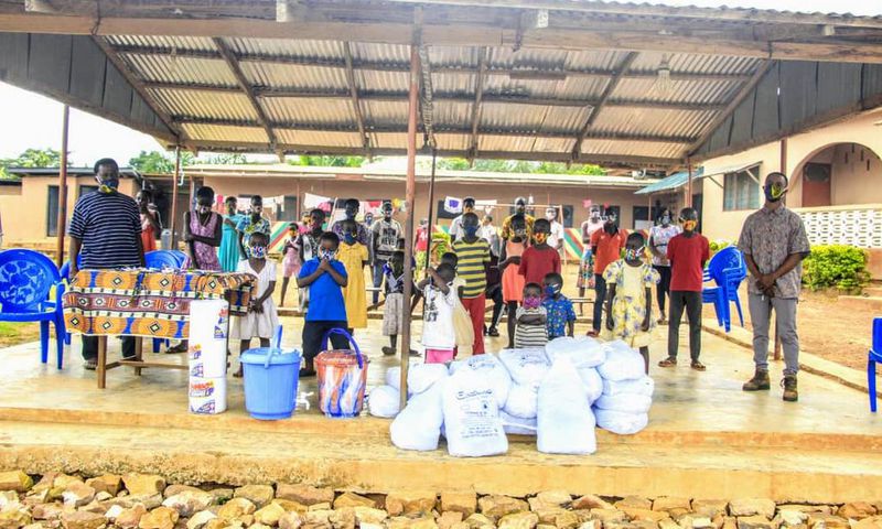 Teacher Percy donates to orphanage home