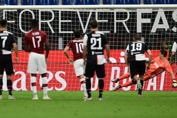 Ibrahimovic's penalty started the Milan comeback