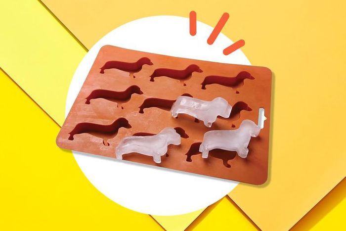 This Dachshund-Shaped Ice Tray Is A Must-Have