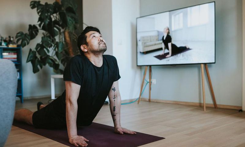 How Men Can Get Started Doing Yoga
