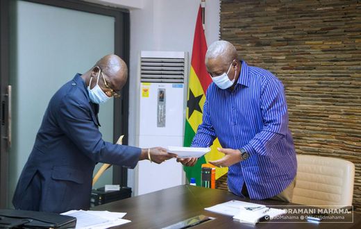 NDC presents manifesto to Mahama