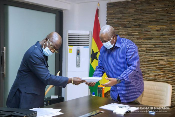 NDC presents manifesto to Mahama