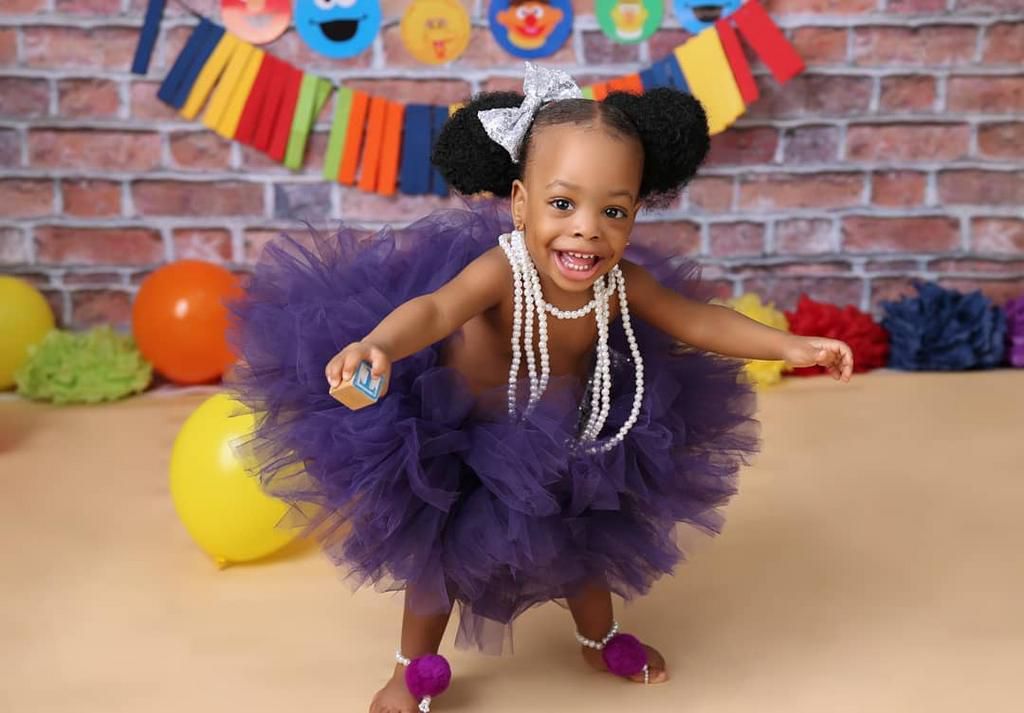 Photos of this woman and her adorable sextuplets ignites admiration galore