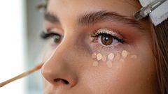 apply-concealer-under-your-eyes