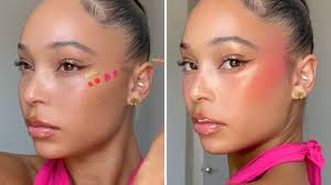 5 Make-up Mistakes That Make You Look Tired