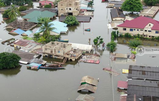 Akosombo Dam spillage