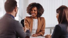 6 mistakes that make you look desperate when looking for a job