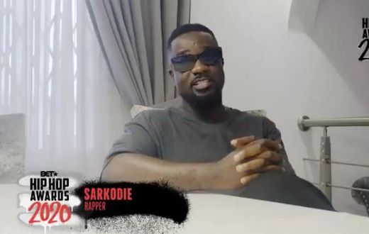 Sarkodie presents award at 2020 Hip Hop awards (WATCH)