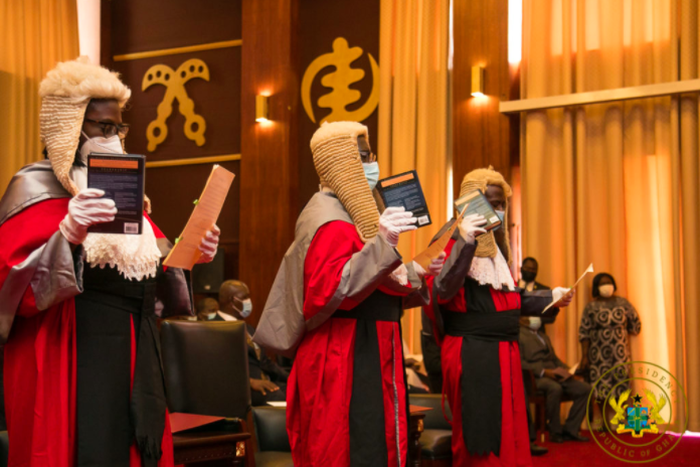 Akufo-Addo swears in six Court of Appeal justices