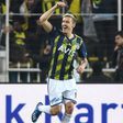 Germany striker Max Kruse (R) has signed for Bundesliga side Union Berlin after quitting Fenerbahce in June.