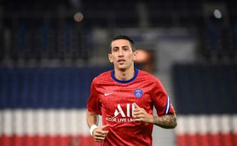 Di Maria banned for spitting