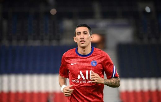 Di Maria banned for spitting